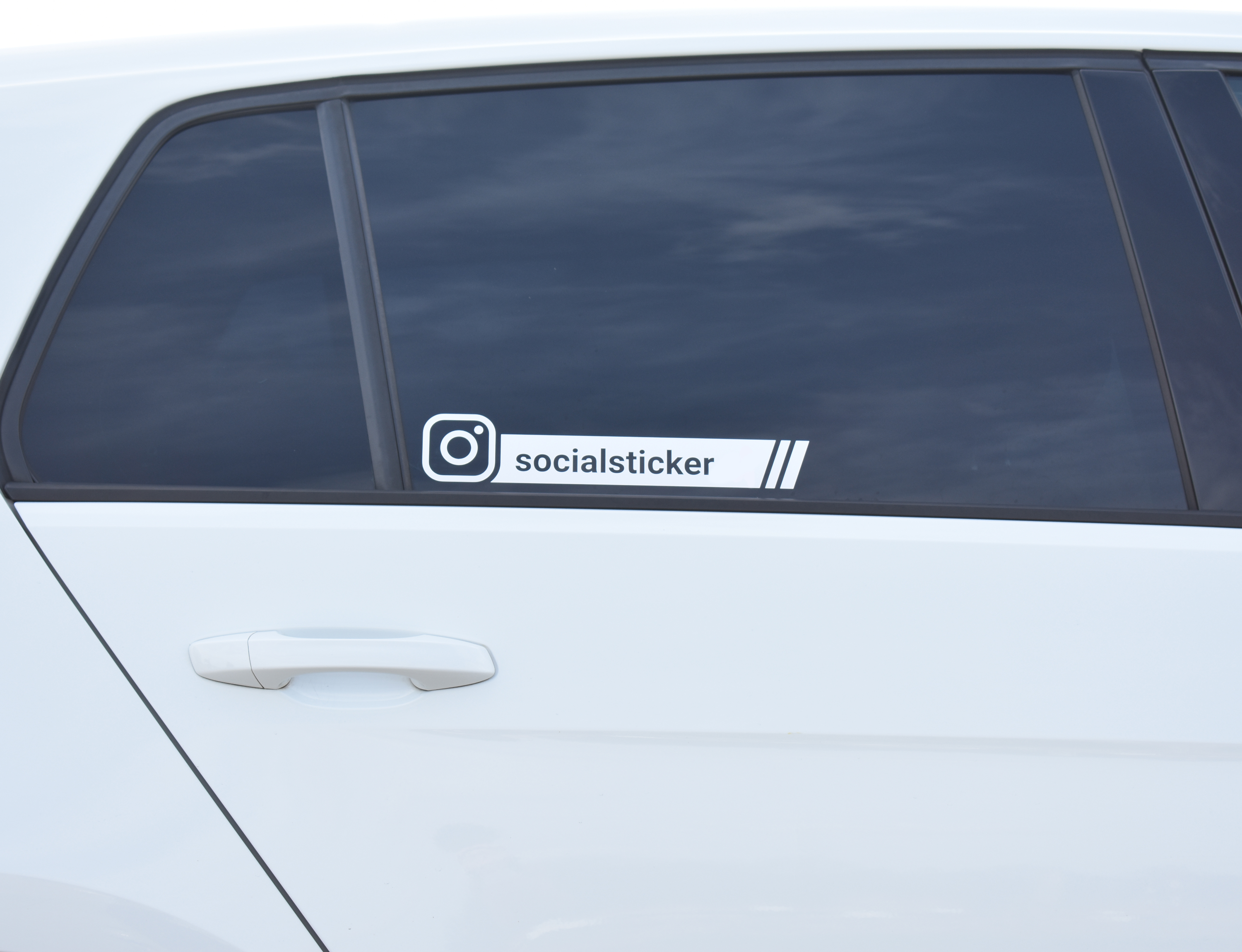 Instagram autosticker